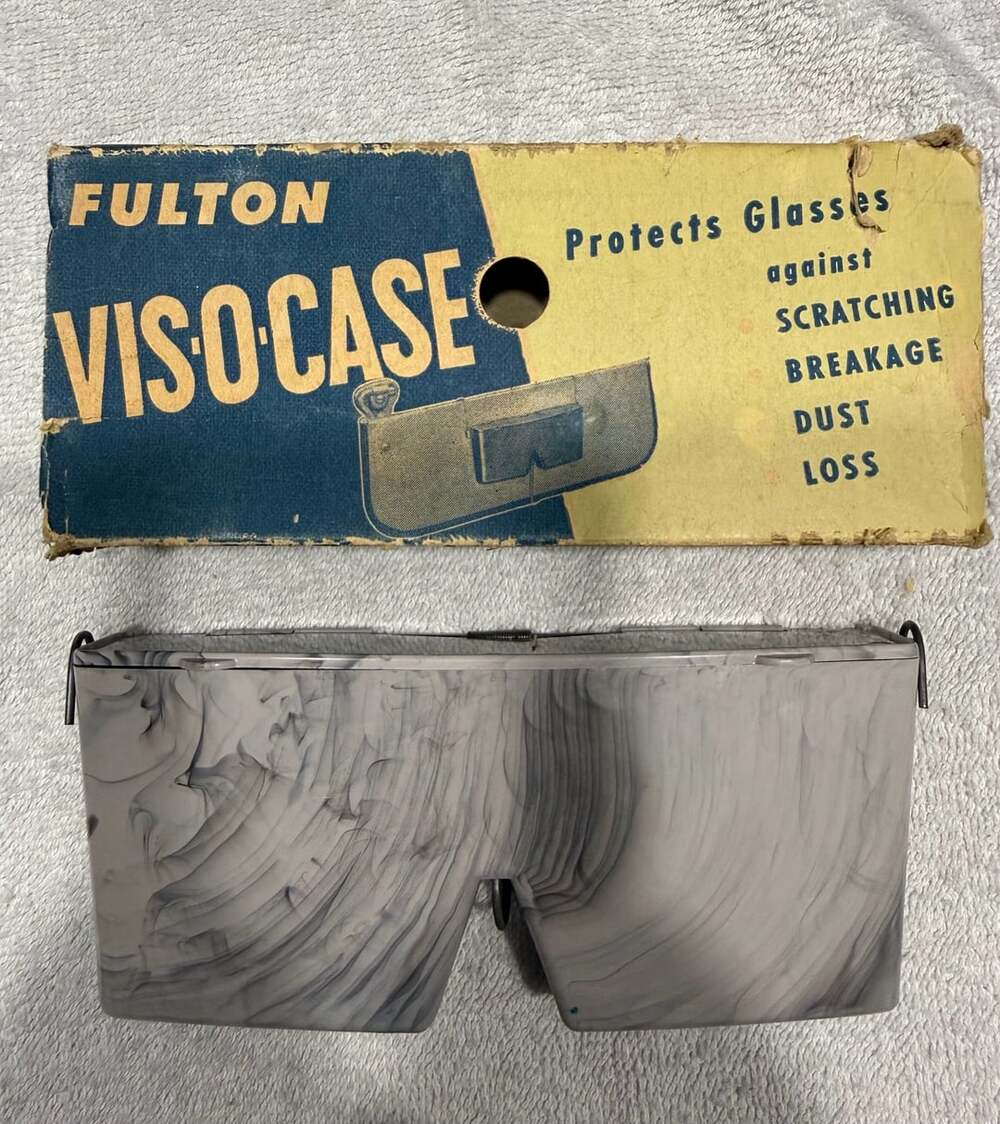 Vintage Fulton Vis-O-Case Eyeglass Holder
